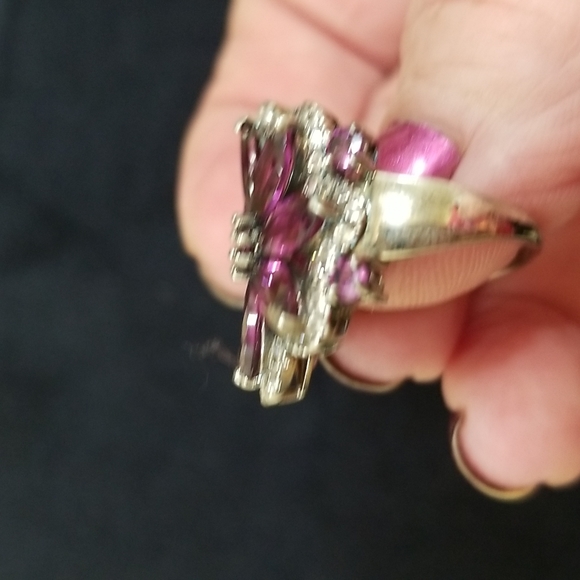 Raspberry garnet ring - Picture 2 of 3